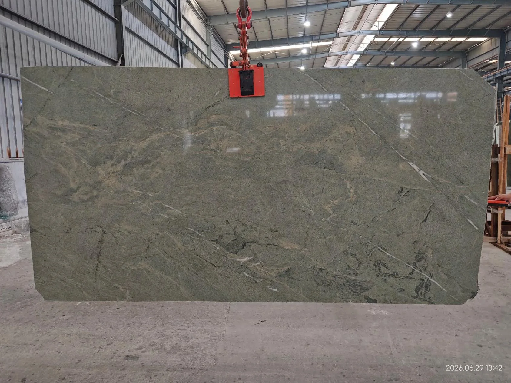 Argentina Verde Granite full slab photograph